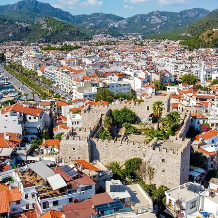 Pensión Mustafa Tokalac Castle House Marmaris