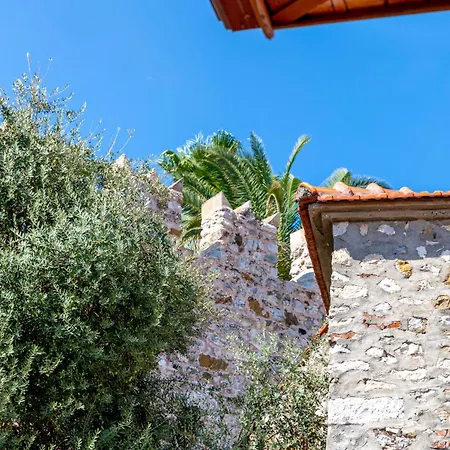 Mustafa Tokalac Castle House * 马尔马里斯
