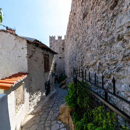 Mustafa Tokalac Castle House 招待所 *